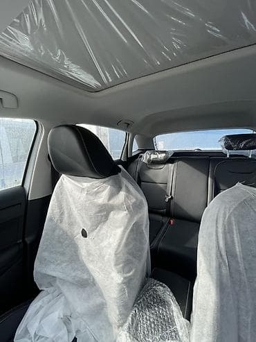 камазовский кабина: Skoda : 2025 г., 1.5 л, Автомат, Бензин, Кроссовер — 8