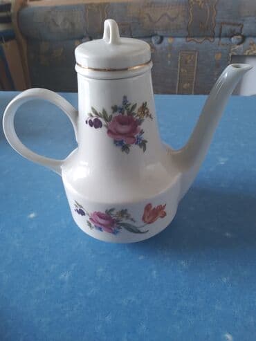 чайно кофейный набор: Продаю кофейный сервиз из 15предметов. Производство--Германия(времён — 2