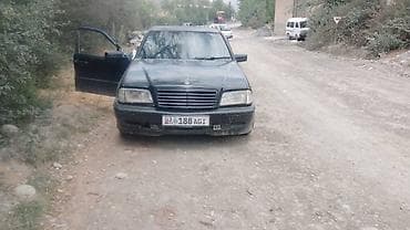 Mercedes-Benz C-Class: 1995 г., Седан — 4