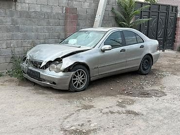 лобовое стекло на е34: Mercedes-Benz C-Class: 2003 г., 1.8 л, Механика, Бензин, Седан — 1
