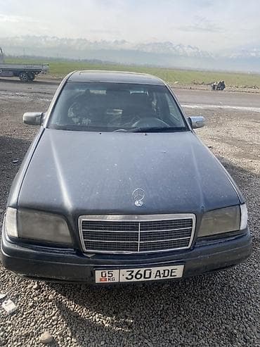Mercedes-Benz C-Class: 1994 г., 2 л, Механика, Бензин, Седан