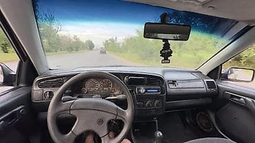 sprinter 315: Volkswagen Vento: 1994 г., Седан — 8