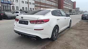 e star: Kia K5: 2018 г., 2 л, Автомат, Газ, Седан — 9