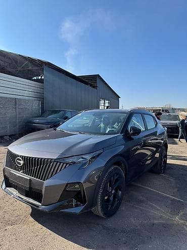 опель вектора с: Кроссовер GAC GS3 (эмблема «G») в тёмно‑сером цвете. - Кузов — 1