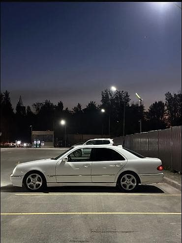 баа: Mercedes-Benz E-Class: 1999 г., 3.2 л, Автомат, Бензин, Седан — 6