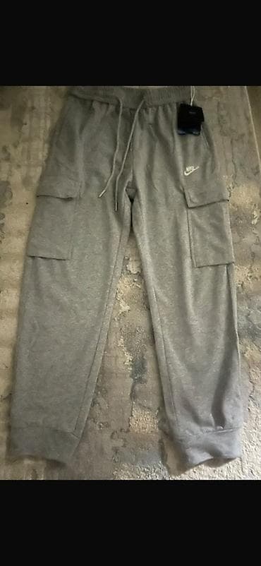 Мужские брюки, L, Nike, Новый, цвет - Серый, Самовывоз, Платная доставка at lalafo.kg Мужские брюки, L, Nike, Новый, цвет - Серый, Самовывоз, Платная доставка
