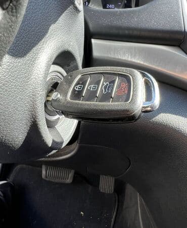 купить авто с кореи бу: Hyundai Elantra: 2019 г., 1.6 л, Автомат, Бензин, Седан — 4