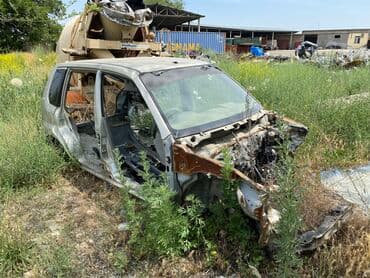 запчасти на мазду демио в бишкеке: Кузов мазда демио 2001 ж япошка правый руль Чирик жок Без док — 5