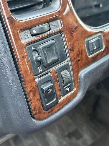 авто до 2000 долларов: Nissan Primera: 2000 г., 2 л, Ручные, Бензин — 9