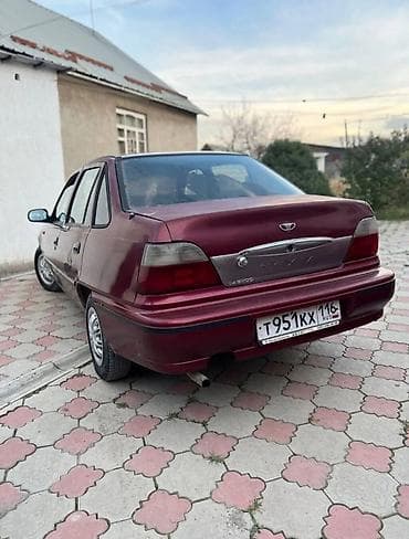 Daewoo Nexia: 1998 г., 1.6 л, Механика, Бензин, Седан — 3