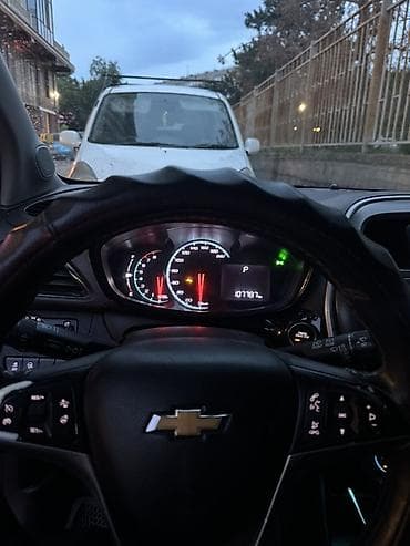 chevrolet orlando 2017: Chevrolet Spark: 2017 г., 1 л, Автомат, Бензин, Хэтчбэк — 7