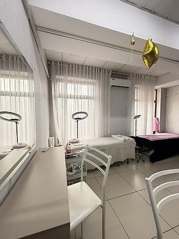 сдаю автомойки: Аренда кабинетов в салонах красоты, 15 м², Для бровиста, Для визажиста, Для лешмейкера — 3