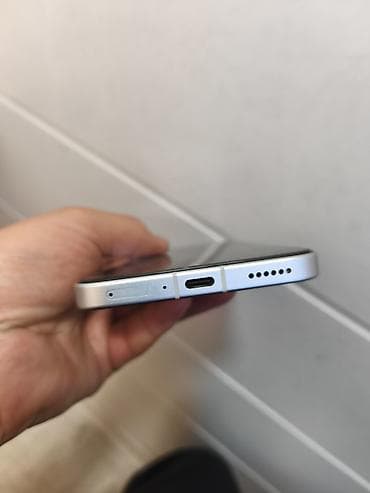 poco с40: Poco F7, Б/у, 512 ГБ, 2 SIM — 10
