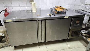 Торговое оборудование: Продаётся профессиональный холодильный стол из нержавеющей стали — 1