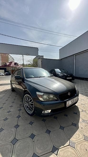 Toyota Altezza: 2004 г., 2 л, Автомат, Бензин, Седан