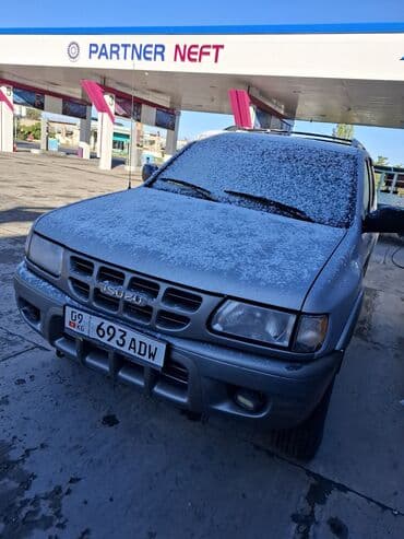 дом в колесах: Isuzu Rodeo: 2000 г., 3.2 л, Автоматические, Газ, Внедорожник — 3