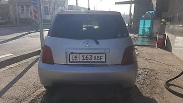 Toyota: Toyota Ist: 2004 г., 1.3 л, Автомат, Бензин, Хэтчбэк — 3