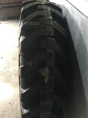 шины на фронтальный погрузчик: Продаю новую резину на спецтехнику, грейдер. 14.00-24. 30 тыс. за 1 — 2