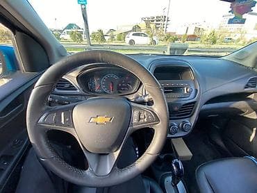Транспорт: Chevrolet Spark: 2019 г., 1 л, Автомат, Бензин, Хэтчбэк — 5