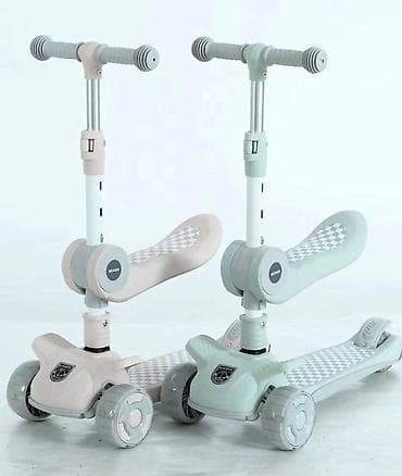 Детский самокат, Трёхколёсный