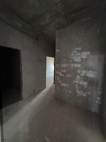Недвижимость: 1 комната, 50 м², Элитка, 2 этаж — 4