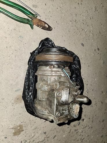 кампрестор: Компрессор Honda 2001 г., Б/у, Оригинал, Япония — 2