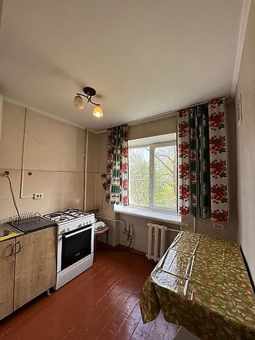 хостел ак орго: 1 комната, 30 м², 104 серия, 3 этаж, Старый ремонт — 6