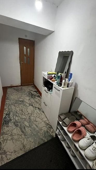 Батирлер: 1 бөлмө, 30 м², Аламедин-1 мкр Малосемейка, 4 кабат, Эски ремонт — 1