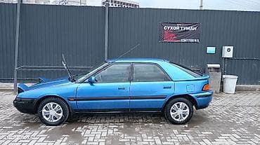 byd e2 2022: Mazda 323: 1992 г., 1.6 л, Автомат, Бензин, Хэтчбэк — 4