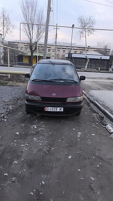 сипма 2: Toyota Previa: 1990 г., 2.4 л, Ручные, Бензин, Минивэн — 3