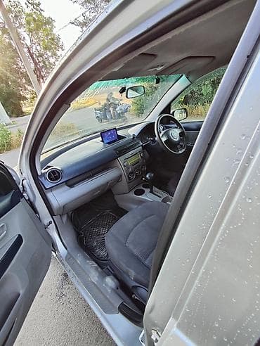 outback br: Mazda Demio: 2003 г., 1.3 л, Автомат, Бензин, Хэтчбэк — 4