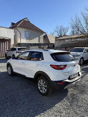 Транспорт: Kia Stonic: 2019 г., 1.4 л, Автомат, Бензин, Хэтчбэк — 3