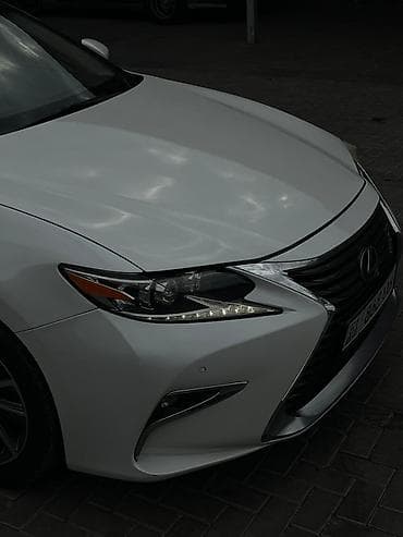 Lexus ES: 2018 г., 2.5 л, Автомат, Гибрид, Седан at lalafo.kg Lexus ES: 2018 г., 2.5 л, Автомат, Гибрид, Седан