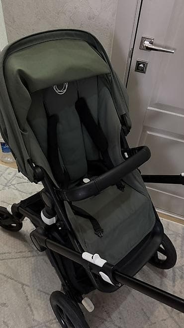 коляса: Детская коляска Bugaboo серия Fox 3 Основные особенности: - Модульная — 6