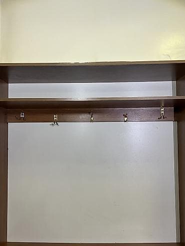 прокат одежда: Шкаф-прихожая, Б/у, Без зеркала, ЛДСП — 2