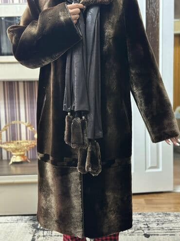 Атайын кийим: Длинная женская шуба из натурального меха (визуально — норка/мутона) в — 5