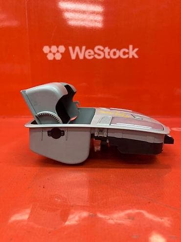 s 3: Салонное освещение Hyundai 2018 г., Б/у, Оригинал — 3