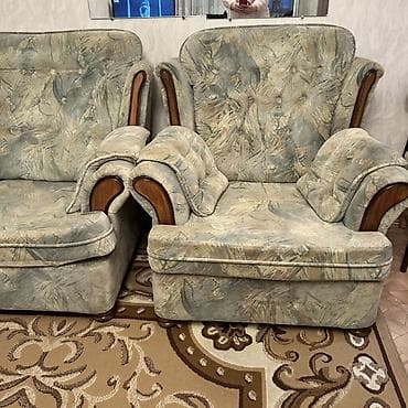 диван раскладной с креслами: Комплект мягкой мебели — 4