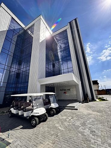Бизнес-центр Raduga West — современный офисный комплекс с