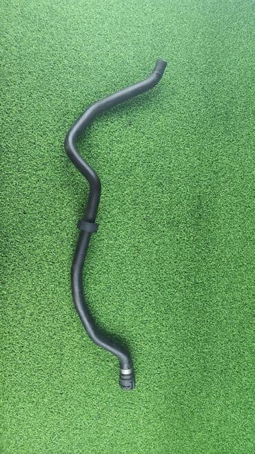 блок предохранителей: Патрубок Е53 х5 3.0i 20 127 В отличном состоянии, очень большой — 2