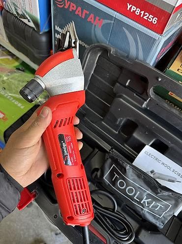 перосьёмная машина: Электрические машинки для стрижки овец (шерстострижные электроклипперы — 5