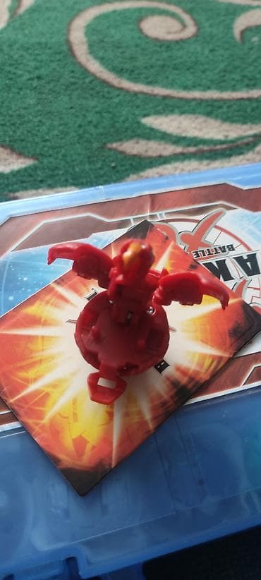 банан водный: Бакуган Pyrus (красный) Аранот из серии Bakugan Battle Brawlers. - — 5