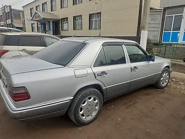 бмв е 38 740: Mercedes-Benz W124: 1994 г., Седан — 2