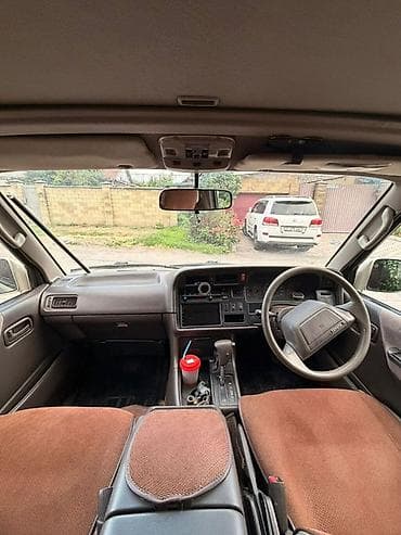 1994: Toyota Hiace: 1994 г., Автомат, Бус — 4