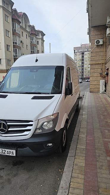 Услуги: Mercedes-Benz Sprinter, белый фургон (высокая крыша, длинная база) — 7