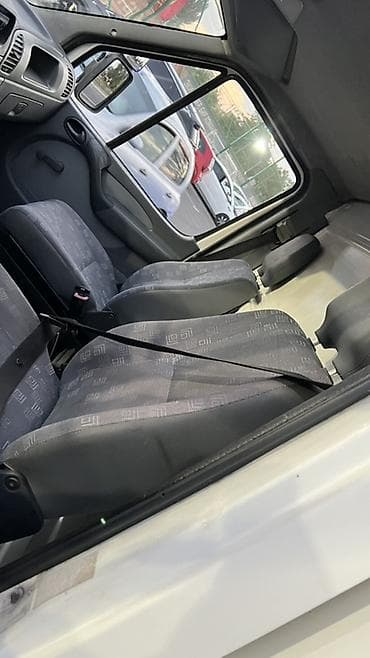 авто матор: Грузовик, Mercedes-Benz, Стандарт, 4 т, Б/у — 9