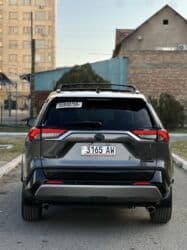 купить кожаные сиденья для авто бу: Toyota RAV4: 2019 г., 2.5 л, Вариатор, Гибрид, Кроссовер — 7