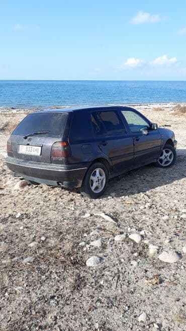 корейское авто: Volkswagen Golf: 1992 г., 1.8 л, Механика, Бензиновая, Хэтчбэк — 9