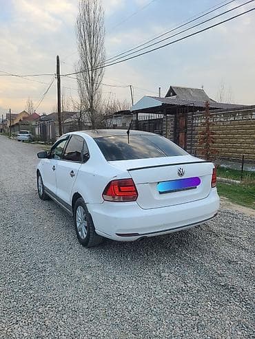 фольс: Volkswagen Polo: 2016 г., 1.6 л, Автомат, Бензин, Седан — 2
