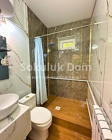 Кыймылсыз мүлк: 🏠Продается дом в с. Сокулук 🟡Комнаты: 3 🟡Участок: 8 соток 🟡Отопление — 7